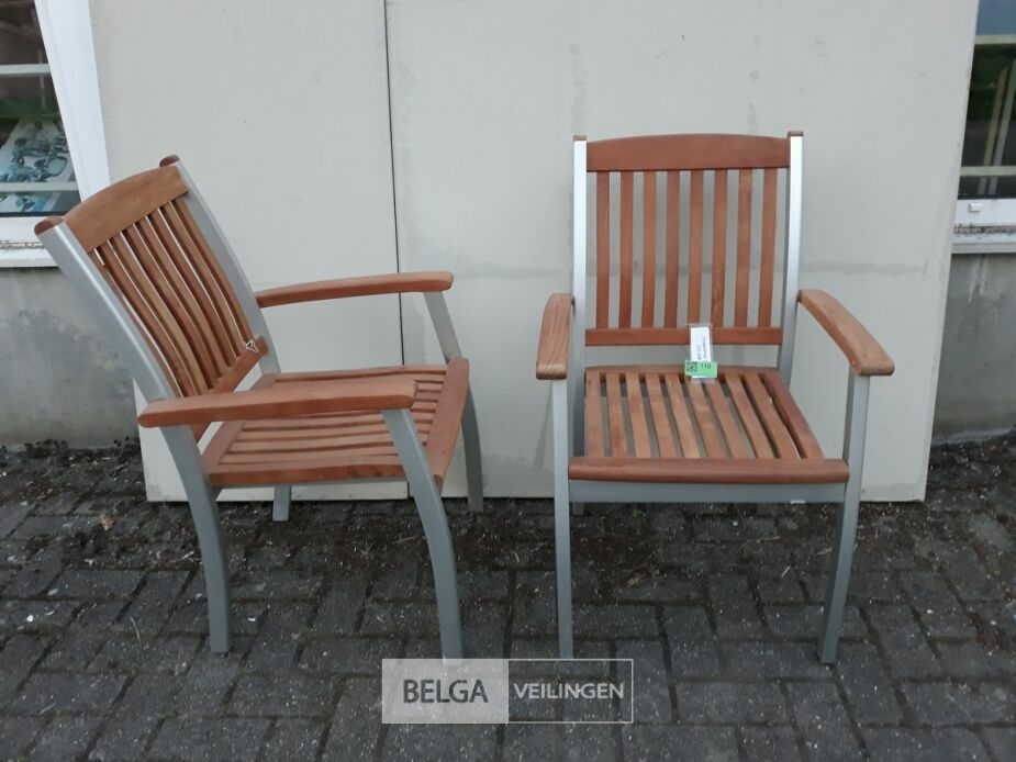 2 x Tuinstoel aluminium/teak met leuning – foto 2 – kavel bij Belga Veilingen, Oudsbergen