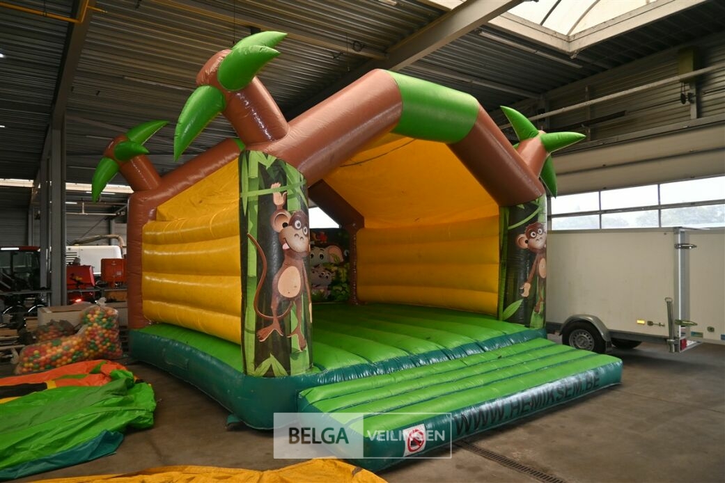 Springkasteel met blower – foto 2 – kavel bij Belga Veilingen