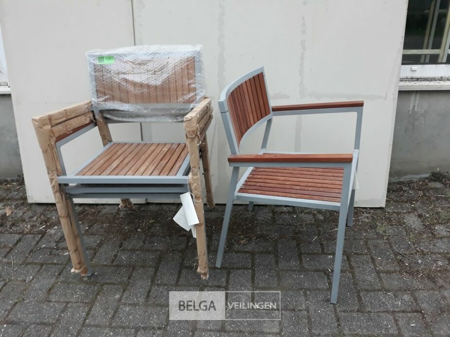 4 x Tuinstoel aluminium/teak – foto 3 – kavel bij Belga Veilingen, Oudsbergen