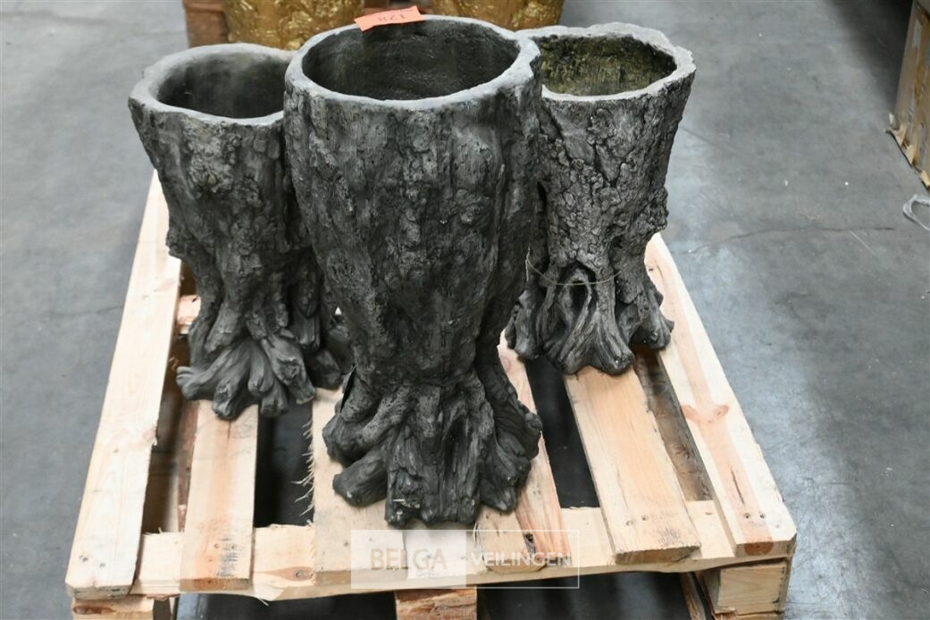 ± 3 Bloempotten – foto 2 – kavel bij Belga Veilingen, Lummen