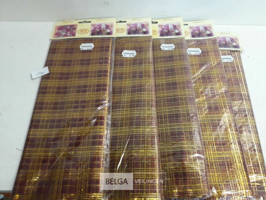 5 x Decostof bordeaux/goud 34cm x 3M – foto 2 – kavel bij Belga Veilingen, Oudsbergen