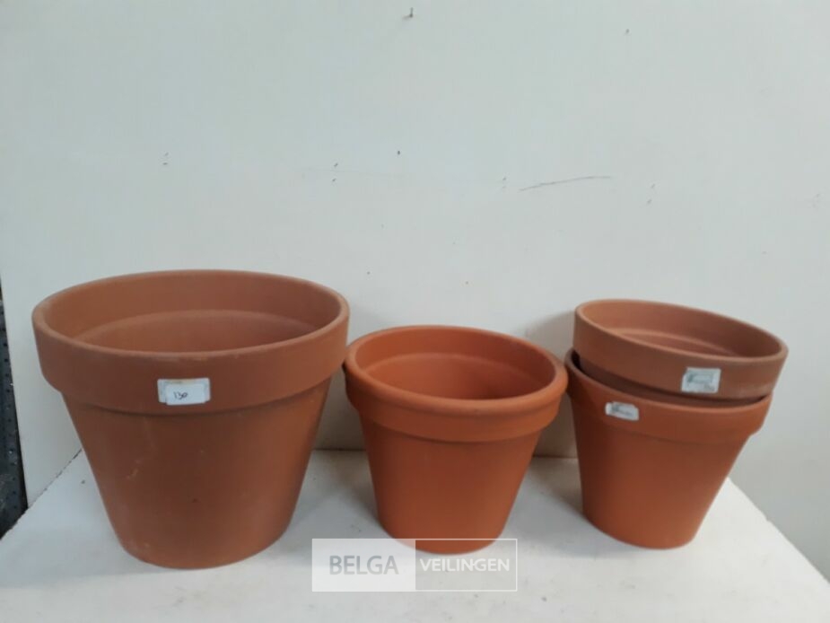 4 x Terracotta bloempot mix – foto 3 – kavel bij Belga Veilingen, Oudsbergen