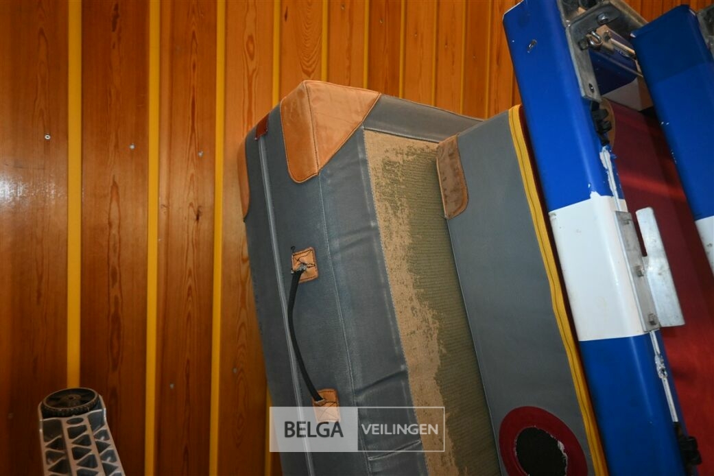 1x Dikke turnmat – foto 4 – kavel bij Belga Veilingen