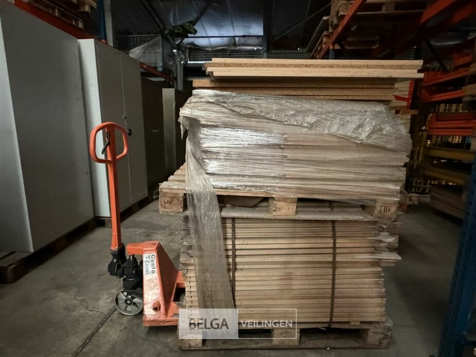 1 Pallet brandhout – foto 2 – kavel bij Belga Veilingen, Lummen