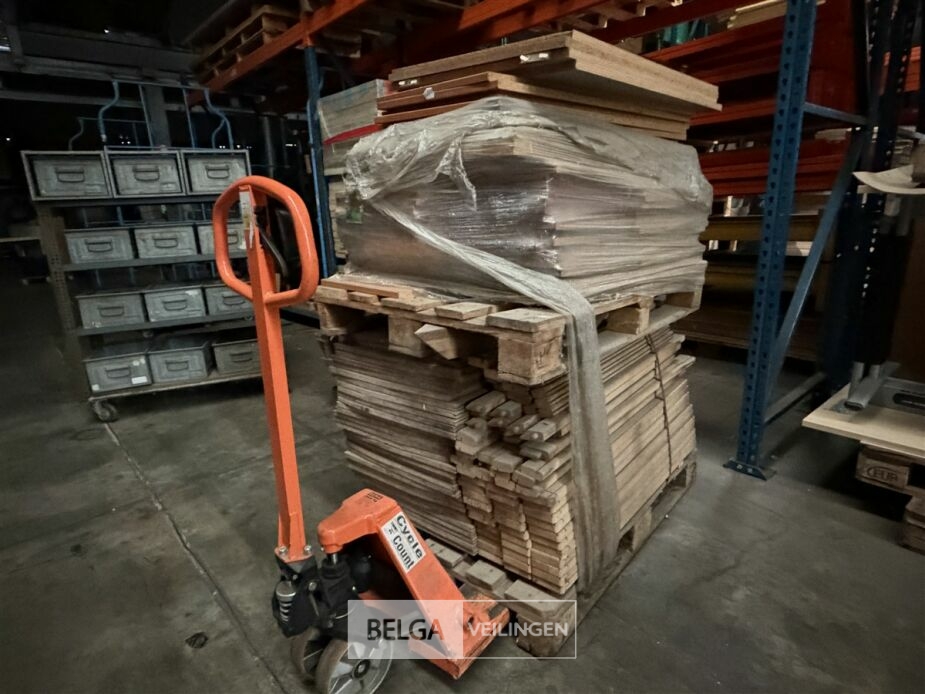 1 Pallet brandhout – foto 3 – kavel bij Belga Veilingen, Lummen
