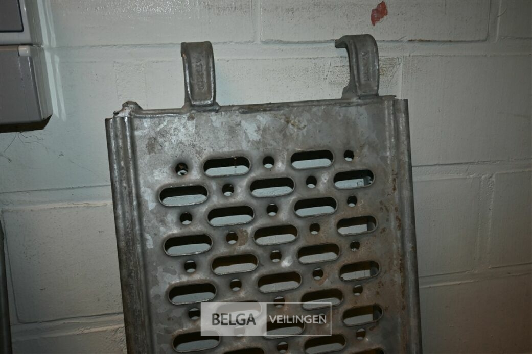 2x Rijplaten – foto 3 – kavel bij Belga Veilingen