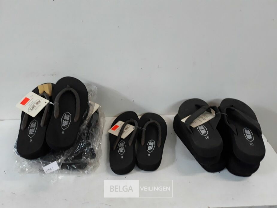 8 x Teenslippers zwart mix 39-40 – foto 2 – kavel bij Belga Veilingen, Oudsbergen