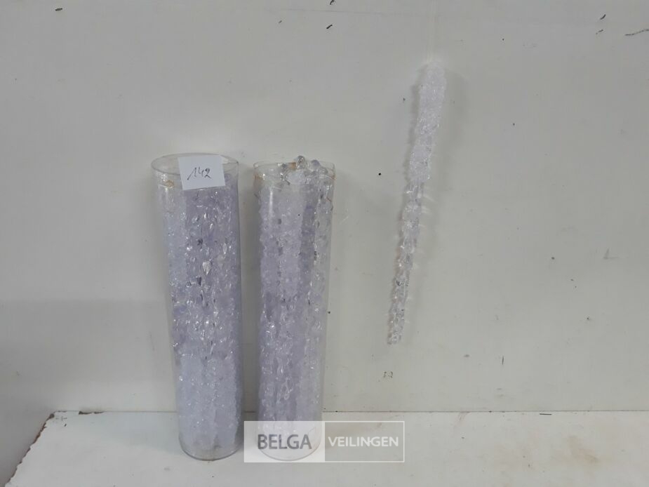 2 x Ijspegels acryl 30 cm 12 stuks – foto 2 – kavel bij Belga Veilingen, Oudsbergen