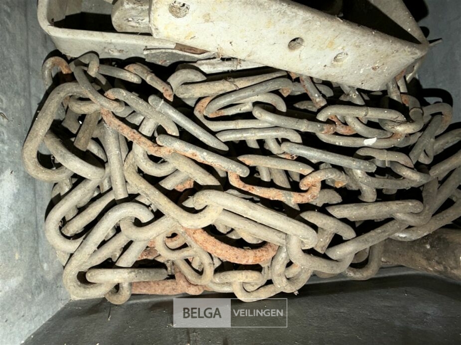 Bak met goothouders – foto 4 – kavel bij Belga Veilingen, Lummen