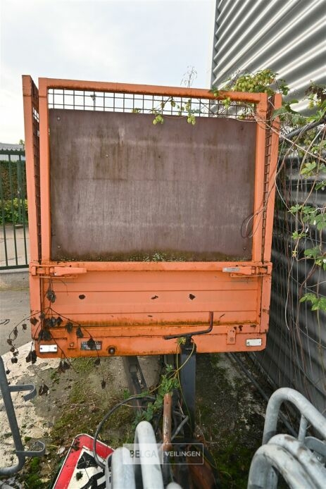 Kipkar voor tractor – foto 8 – kavel bij Belga Veilingen