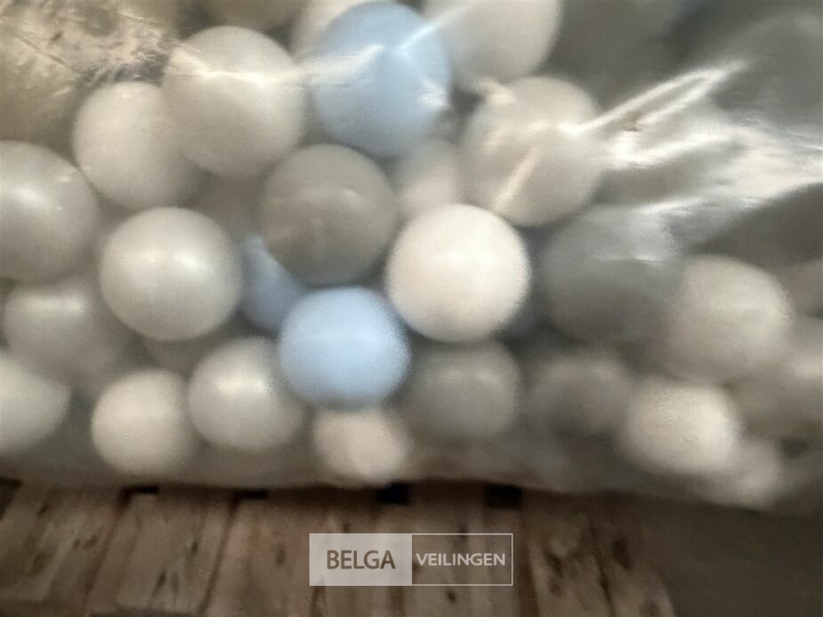 Speelballen – foto 3 – kavel bij Belga Veilingen, Lummen