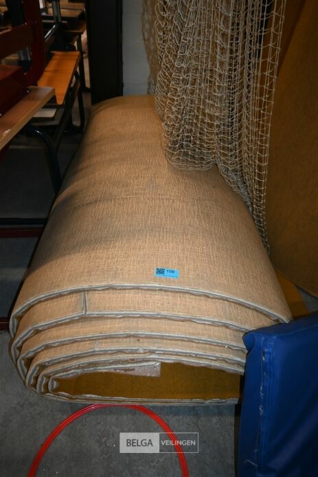 1x Gele turnmat – foto 4 – kavel bij Belga Veilingen