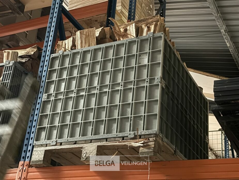1 Palletbox den hout – foto 3 – kavel bij Belga Veilingen, Lummen