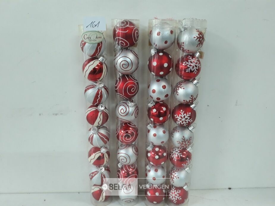 4 x Kerstballen pvc 8 stuks rood/zilver – foto 2 – kavel bij Belga Veilingen, Oudsbergen