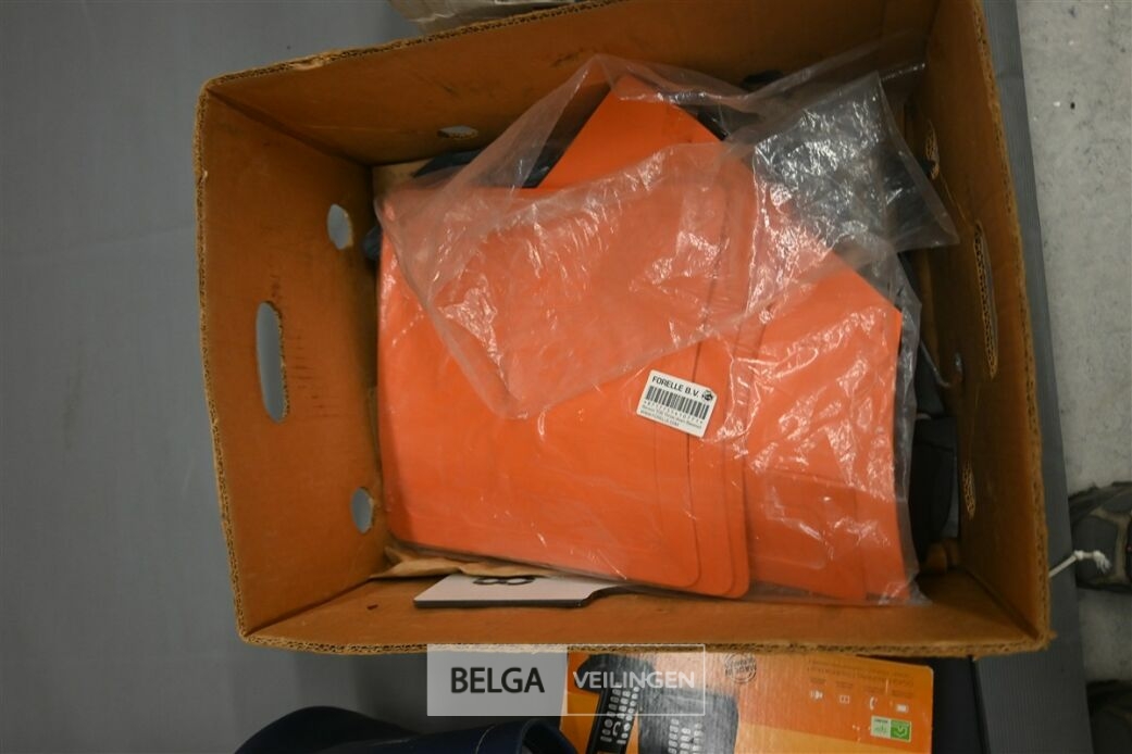 Partij varia – foto 10 – kavel bij Belga Veilingen