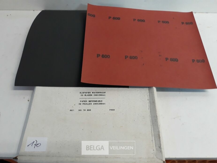 50 x Schuurpapier waterschuurpapier K600 – foto 2 – kavel bij Belga Veilingen, Oudsbergen