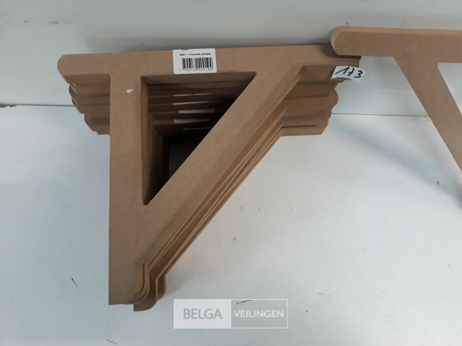 8 x MDF console 33x26 cm – foto 3 – kavel bij Belga Veilingen, Oudsbergen