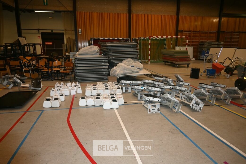 Partij presentatiemateriaal – foto 2 – kavel bij Belga Veilingen