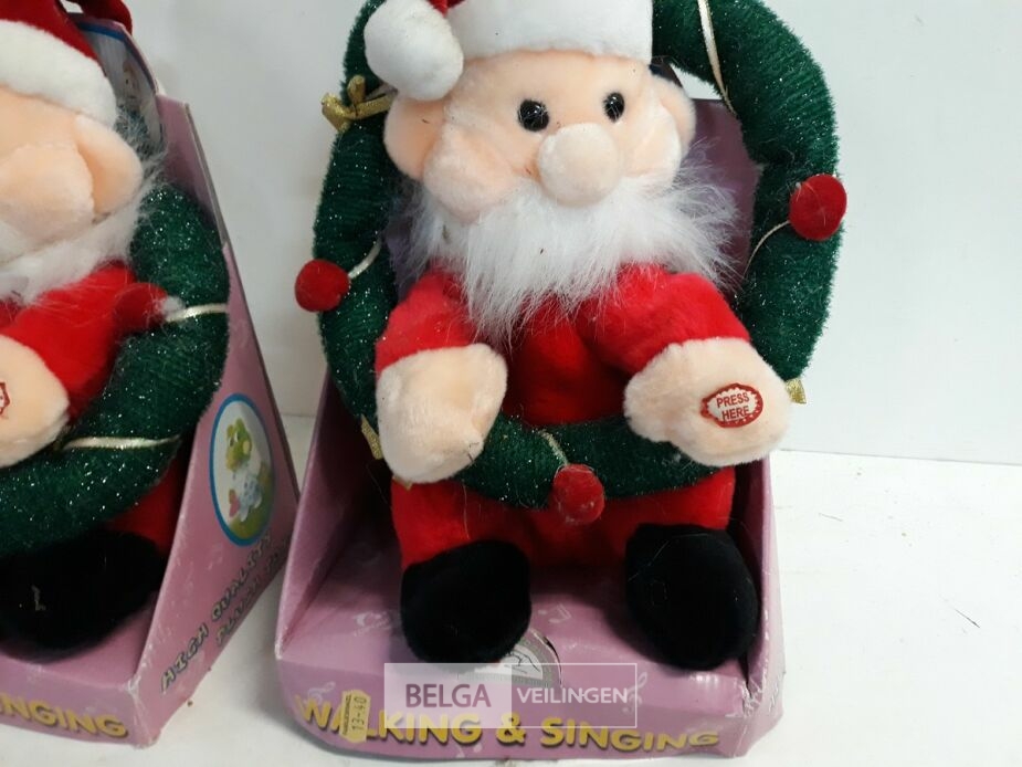 2 x Kerstman danst en zingt 30 cm – foto 3 – kavel bij Belga Veilingen, Oudsbergen