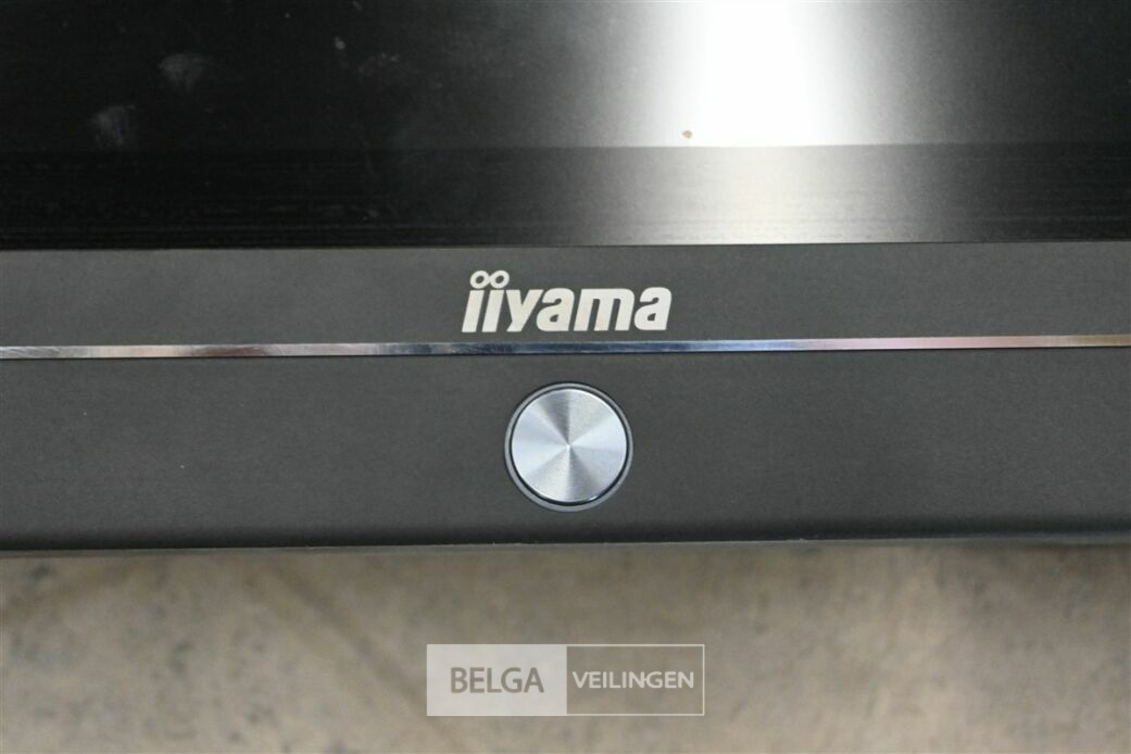 TV iiyama – foto 4 – kavel bij Belga Veilingen