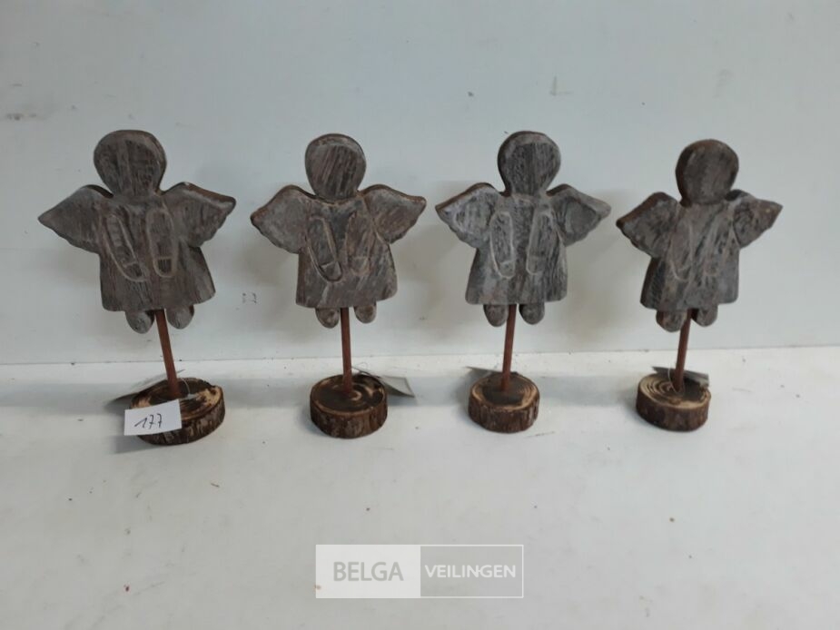 4 x Engel hout op staander 20 cm – foto 2 – kavel bij Belga Veilingen, Oudsbergen