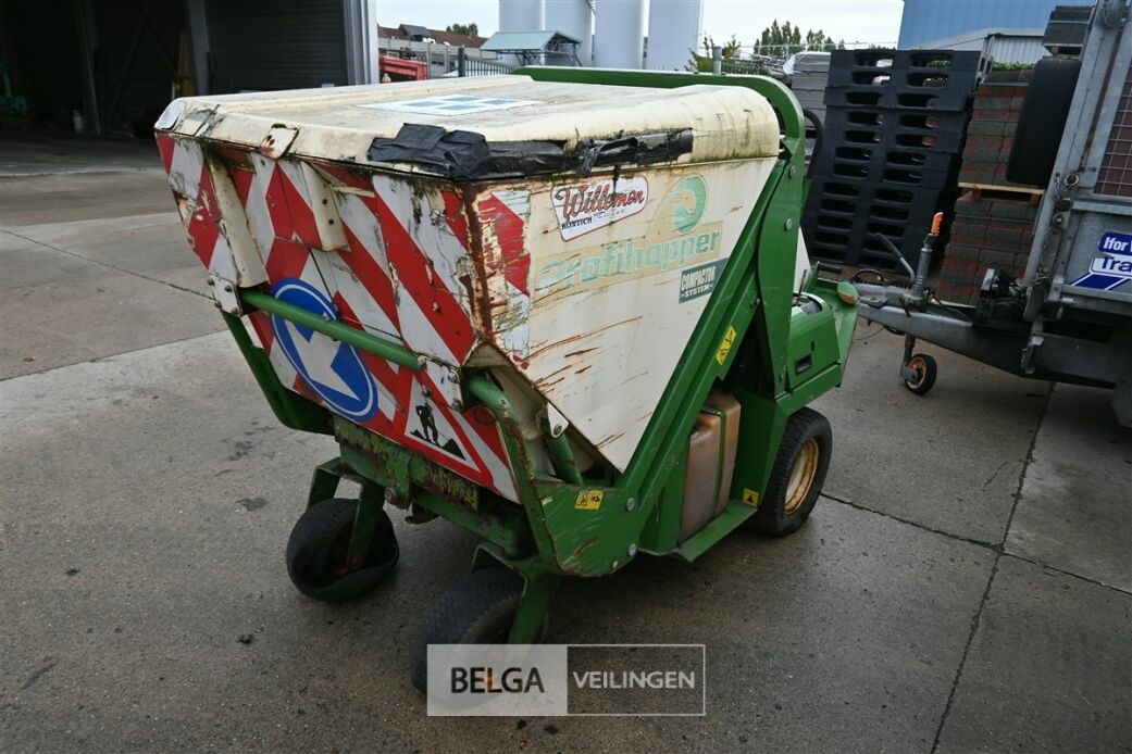AMAZONE zitmaaier – foto 7 – kavel bij Belga Veilingen
