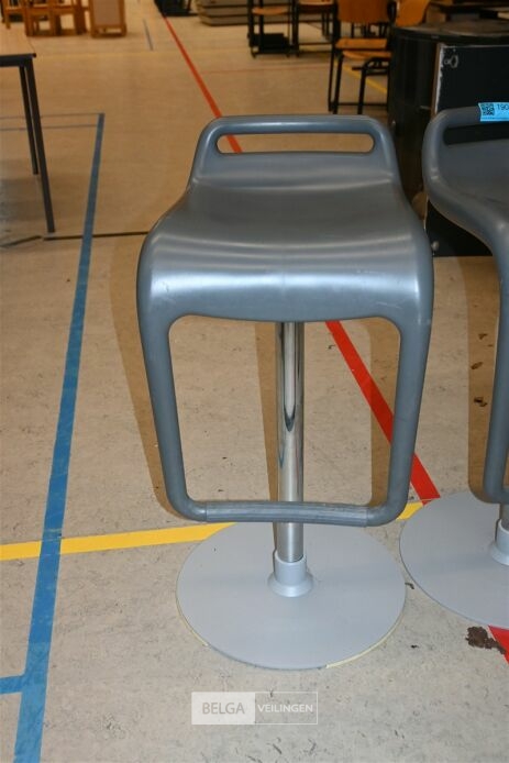 ± 4x Barkrukken – foto 3 – kavel bij Belga Veilingen