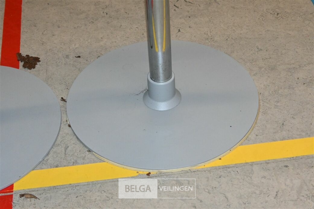 ± 4x Barkrukken – foto 5 – kavel bij Belga Veilingen