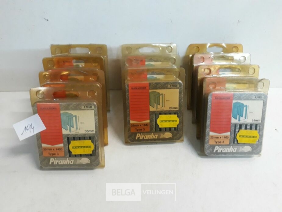 11 x Nietjes 1400 stuks voor nagelpistool mix lengte – foto 2 – kavel bij Belga Veilingen, Oudsbergen