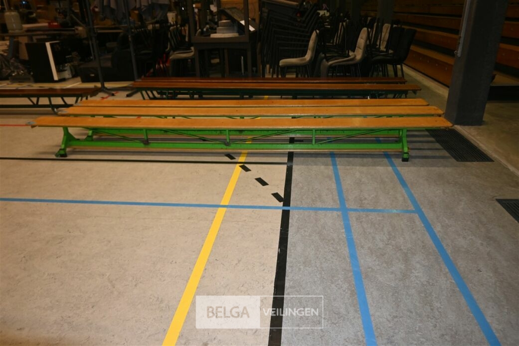 1x Zweedse bank – foto 3 – kavel bij Belga Veilingen