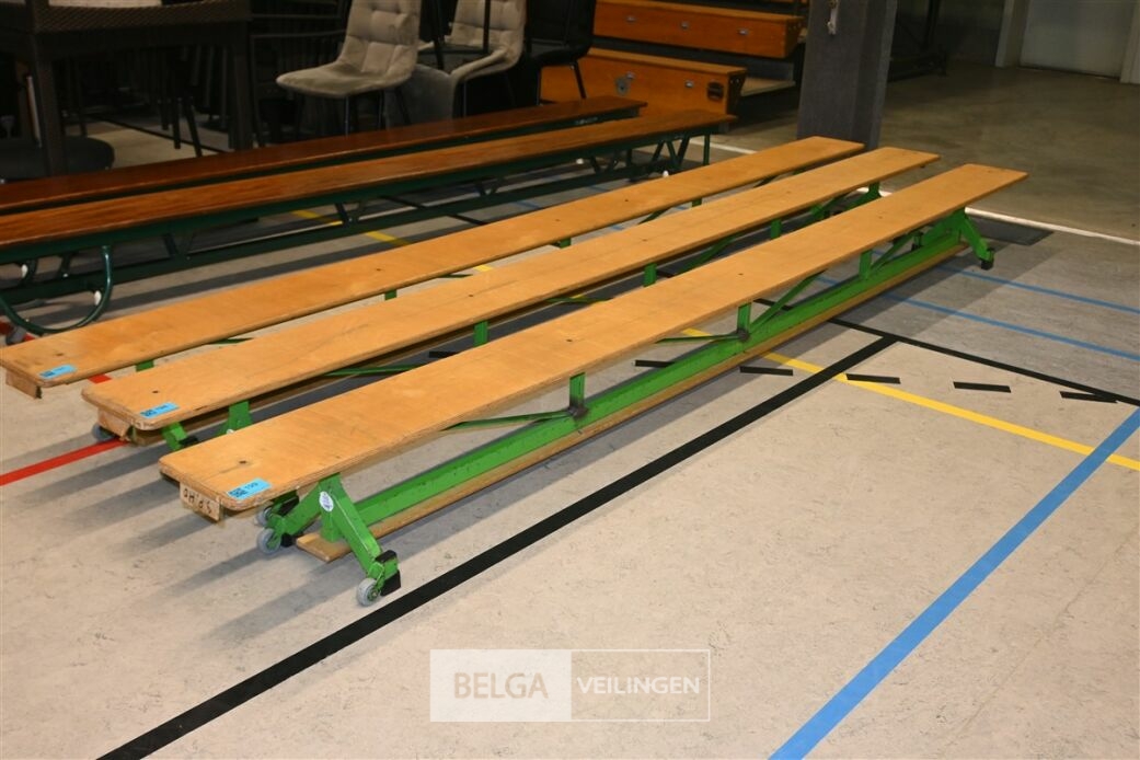1x Zweedse bank – foto 2 – kavel bij Belga Veilingen