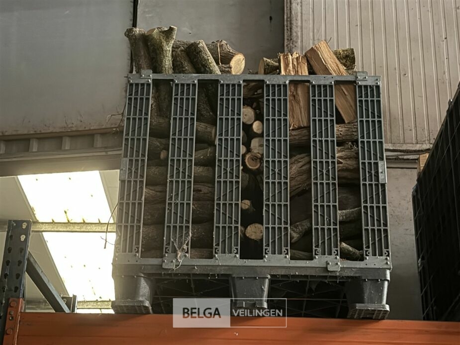 1 Palletbox hard hout – foto 2 – kavel bij Belga Veilingen, Lummen