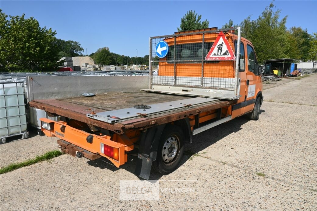 Lichte vracht RENAULT Master – foto 14 – kavel bij Belga Veilingen