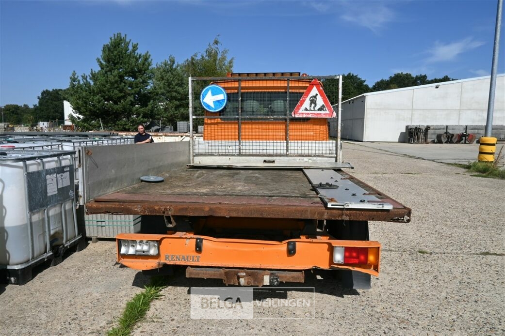 Lichte vracht RENAULT Master – foto 15 – kavel bij Belga Veilingen