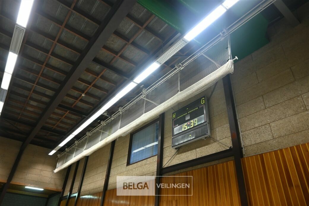 ± 3x Scheidingsnetten zaal – foto 2 – kavel bij Belga Veilingen