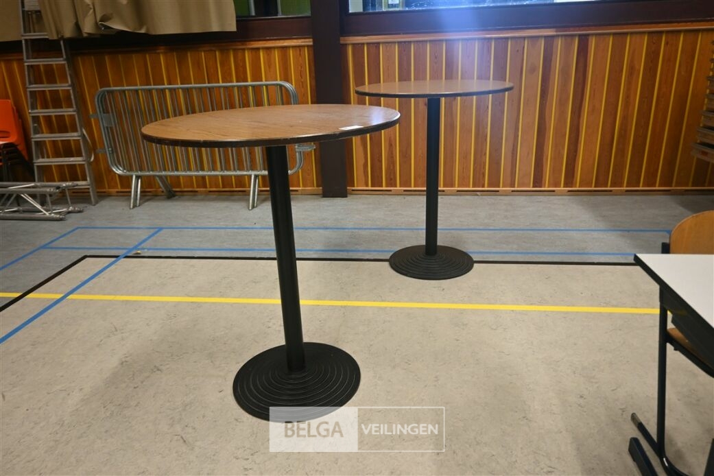 2x Statafels – foto 2 – kavel bij Belga Veilingen