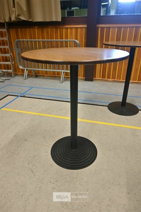 2x Statafels – foto 3 – kavel bij Belga Veilingen