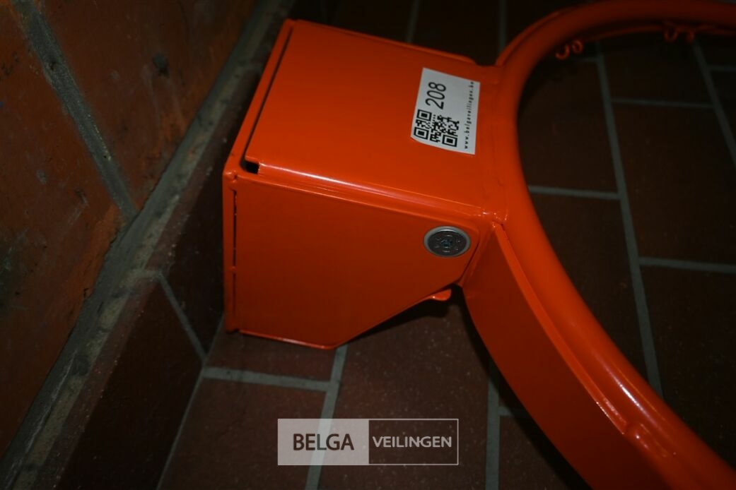 1x Basketbalring – foto 4 – kavel bij Belga Veilingen