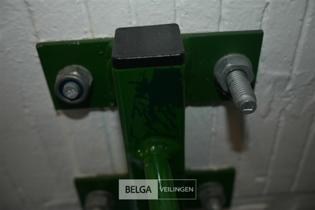 Inhoud lokaal – foto 5 – kavel bij Belga Veilingen