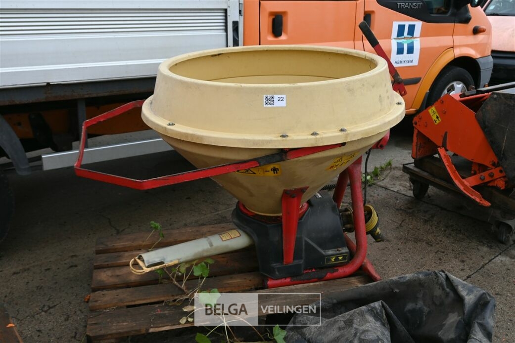 VICON strooier – foto 2 – kavel bij Belga Veilingen