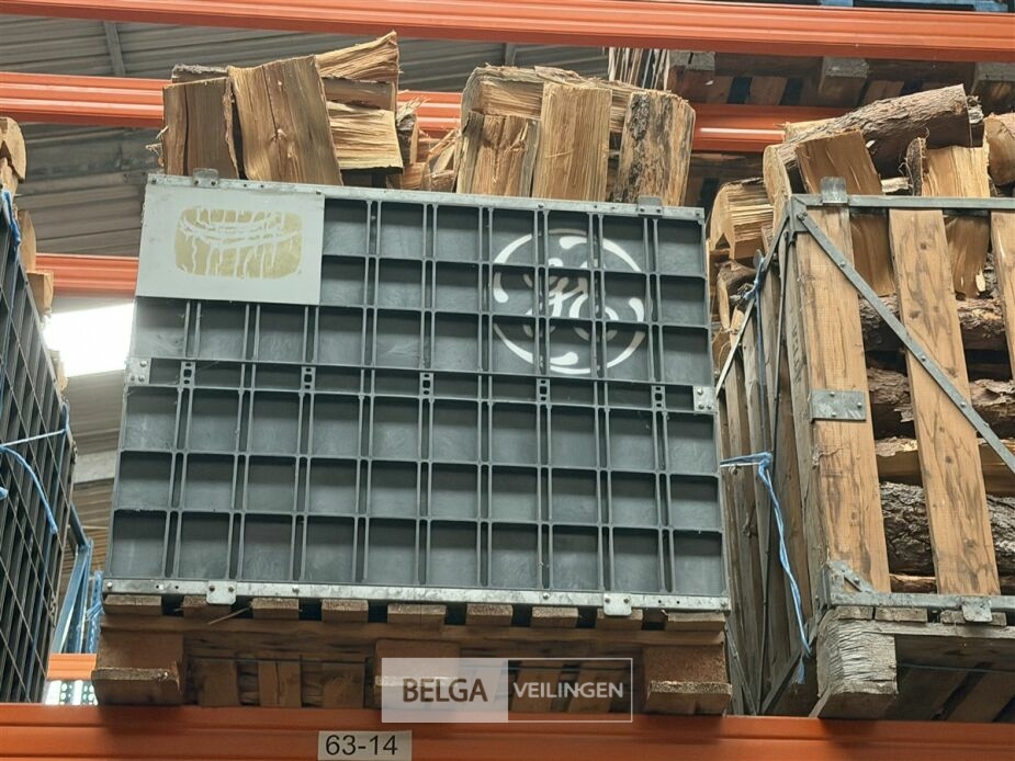 1 Palletbox den hout – foto 2 – kavel bij Belga Veilingen, Lummen