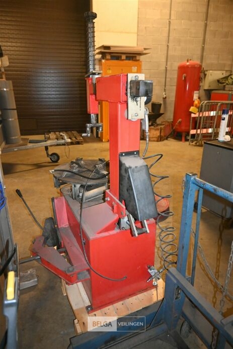 Bandenmachine WERTHER – foto 7 – kavel bij Belga Veilingen