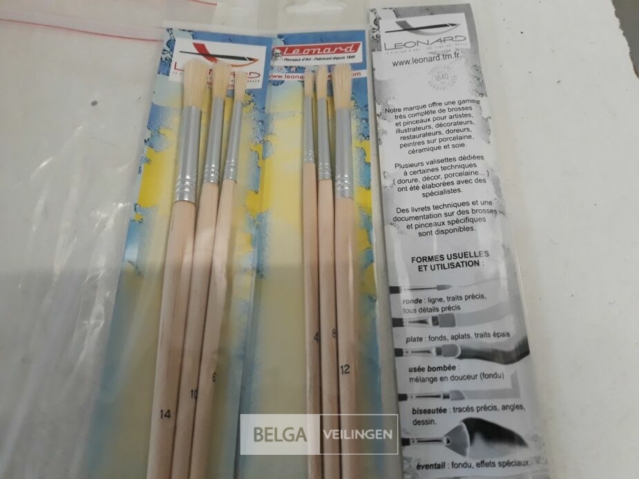12 x Penselen set rond 3 stuks Leonard – foto 3 – kavel bij Belga Veilingen, Oudsbergen