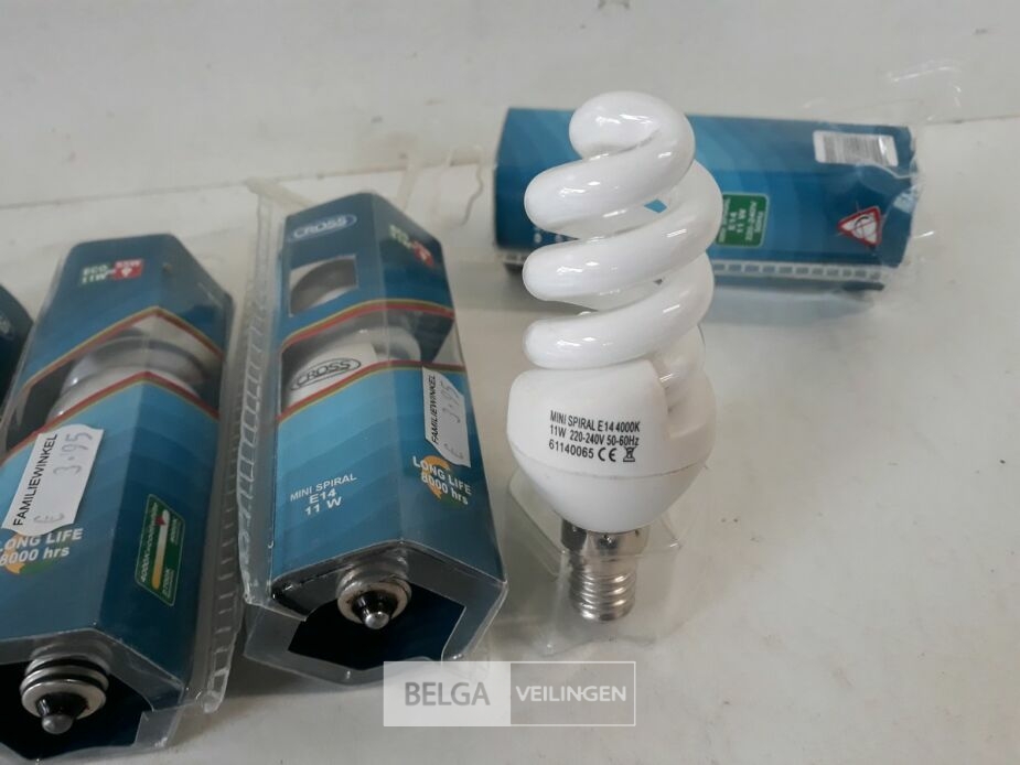 5 x Spaarlamp E14 11W mini – foto 3 – kavel bij Belga Veilingen, Oudsbergen