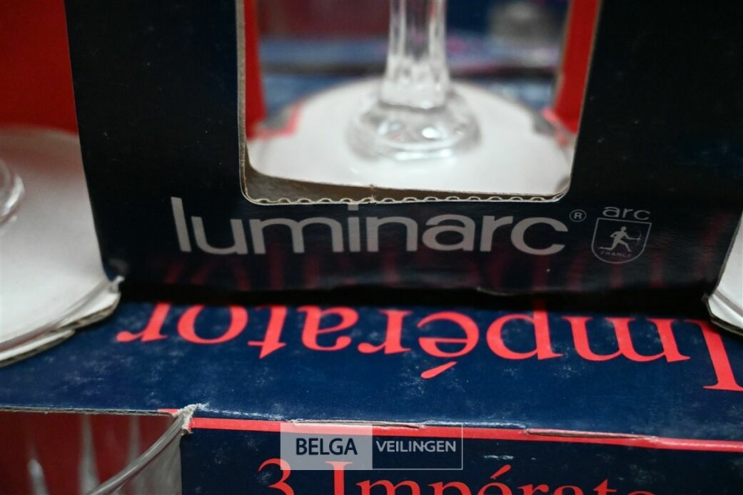 Glazen LUMINARC – foto 4 – kavel bij Belga Veilingen, Lummen