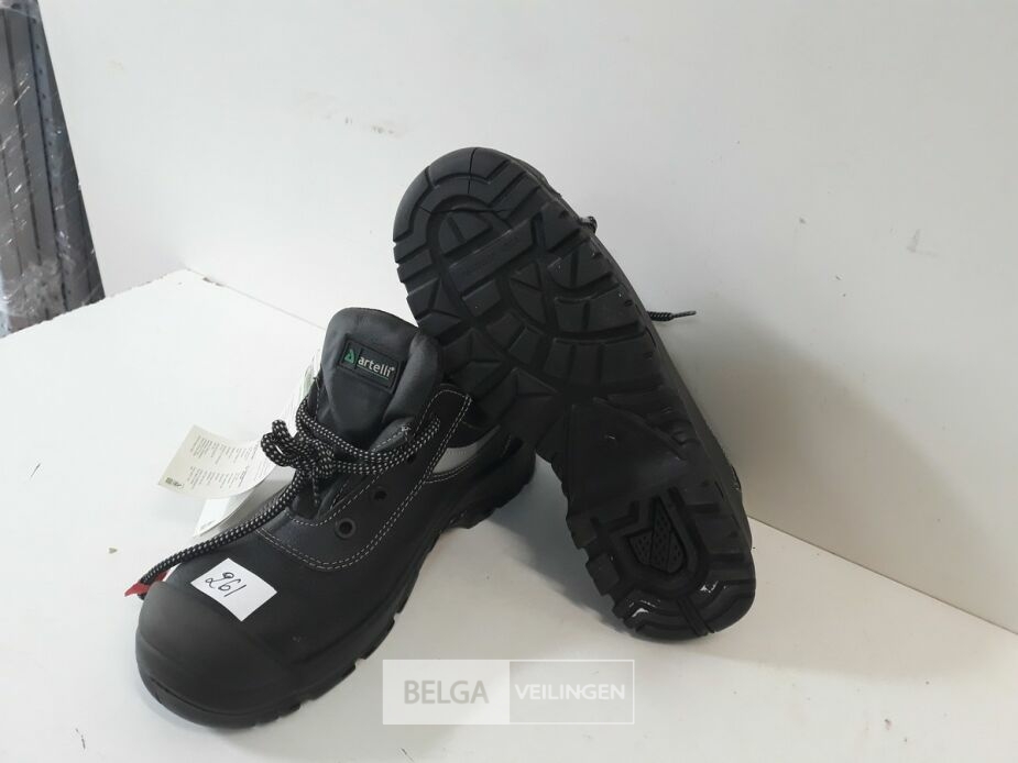 1 x Werkschoenen laag zwart 40 – foto 3 – kavel bij Belga Veilingen, Oudsbergen