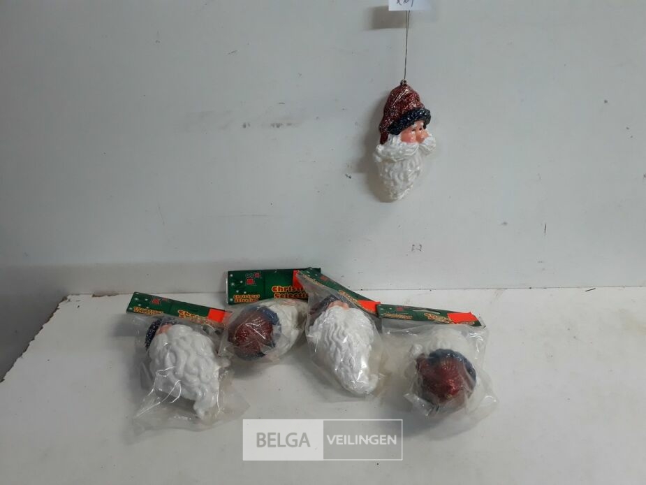 12 x Hangdeco kerstmanhoofd pvc 11 cm – foto 2 – kavel bij Belga Veilingen, Oudsbergen