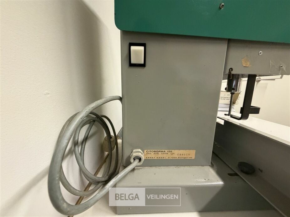 Papierboormachine ERNST NAGEL – foto 7 – kavel bij Belga Veilingen