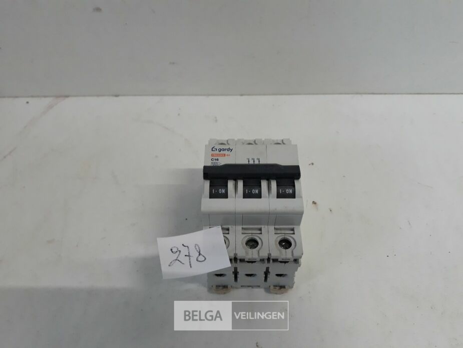 1 x Automaat 3P 16A – foto 2 – kavel bij Belga Veilingen, Oudsbergen