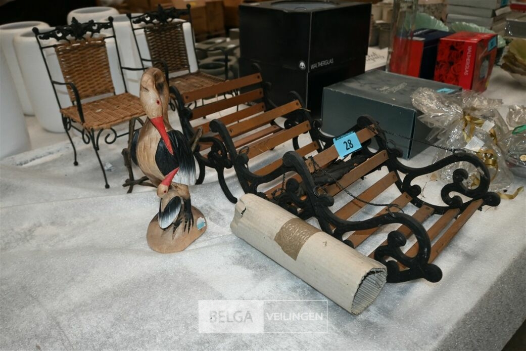 Decoratieve mini zitbanken + stoelen – foto 2 – kavel bij Belga Veilingen, Lummen